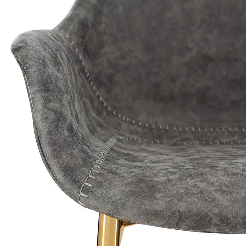 Fauteuil moderne rembourré en cuir vieilli, pieds en métal doré, marron clair